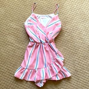 Pink Lily Romper NWOT Size Small